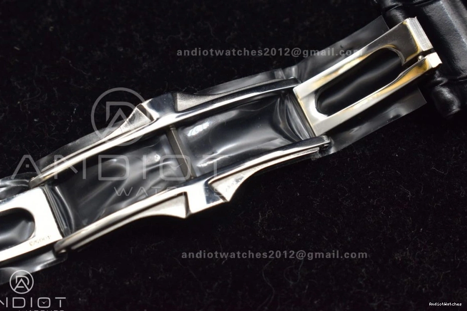 SS Overseas Dial Strap Black 8F 932 SportInspired Maker Black on Rubber 0119